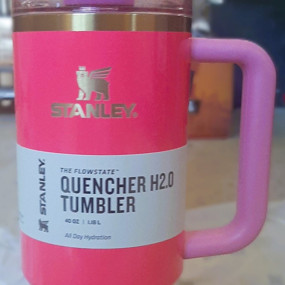 NEW STANLEY 40OZ QUENCHER H20 TUMBLER - PINK PARADISE - RARE!!